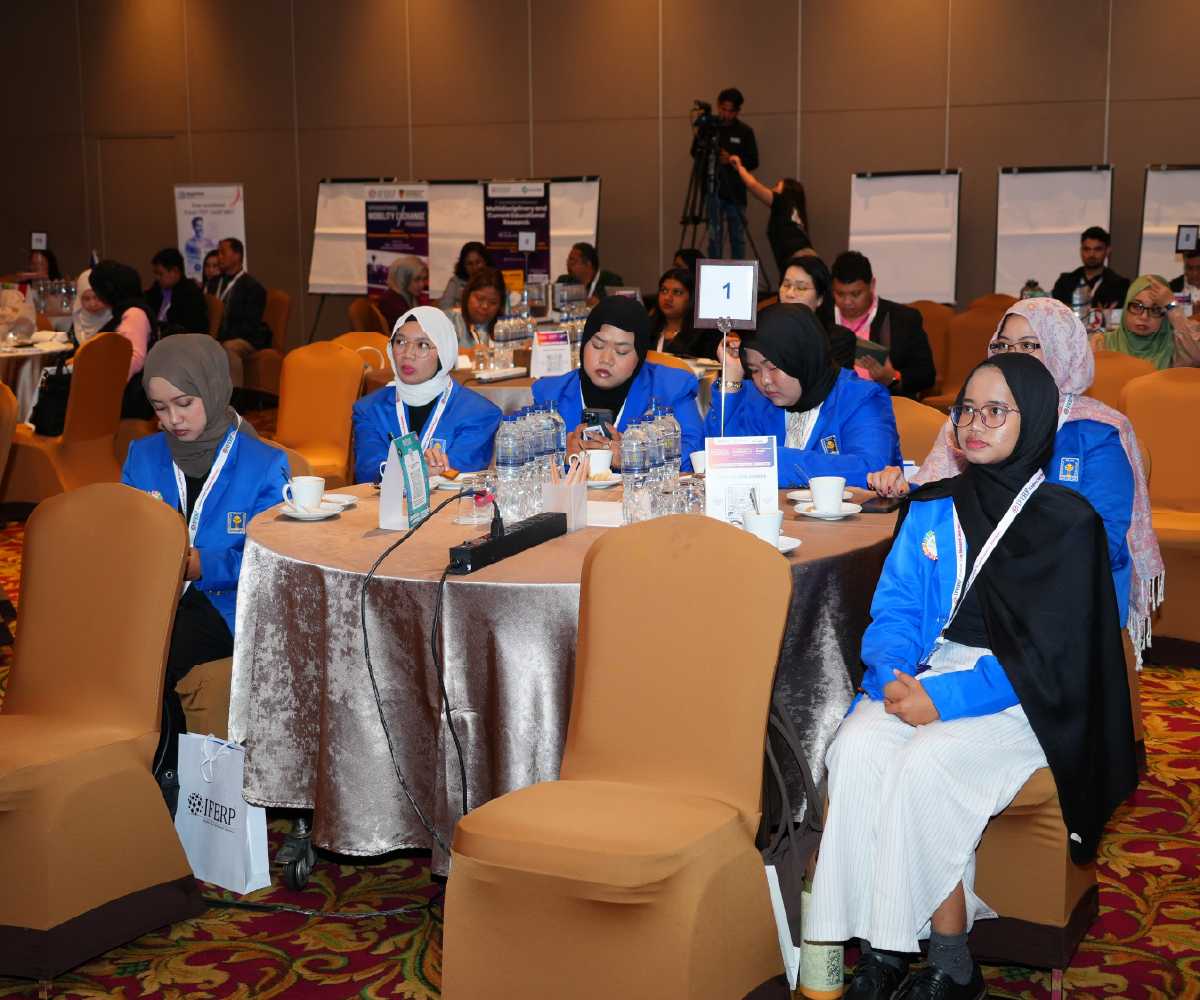 Past conference glimpse 8
