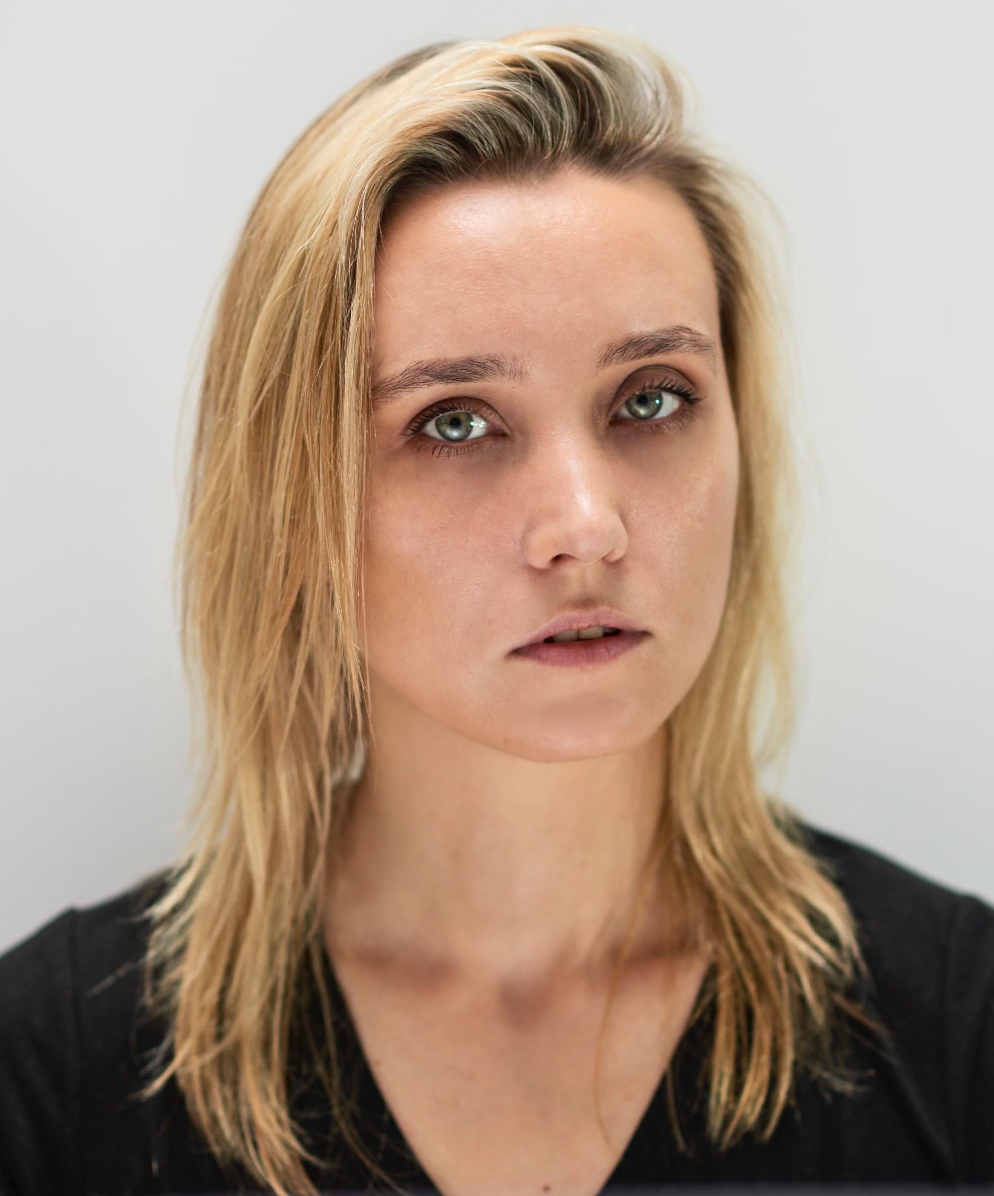Ms. Svitlana Zavialova