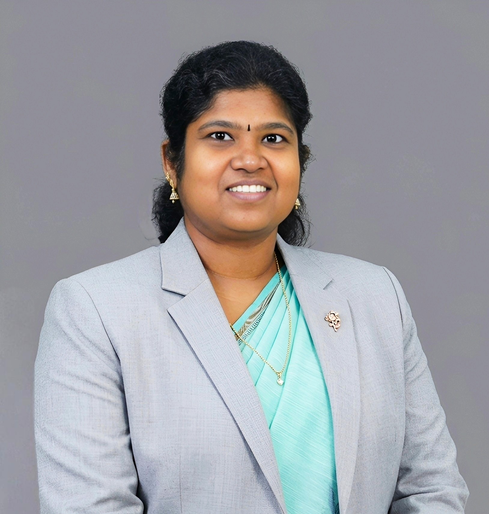 Dr. Shivasakthy Manivasakan MDS., PGDHPE., PhD., MFDS (RCPSG)