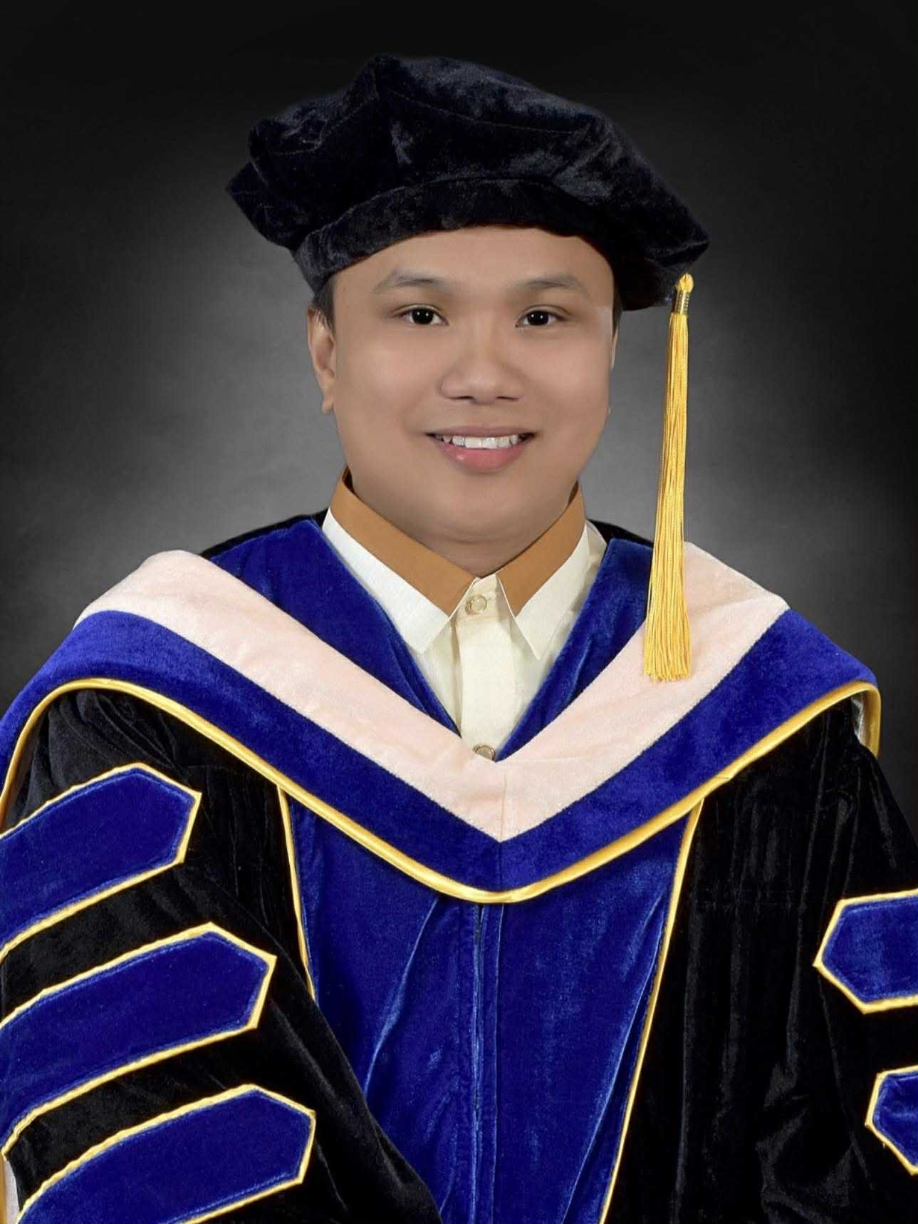 Dr. Jordan Llego